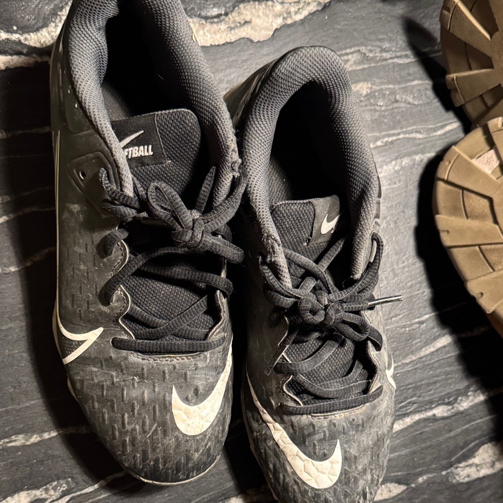 Nike diamond Black and White Athletic Shoes